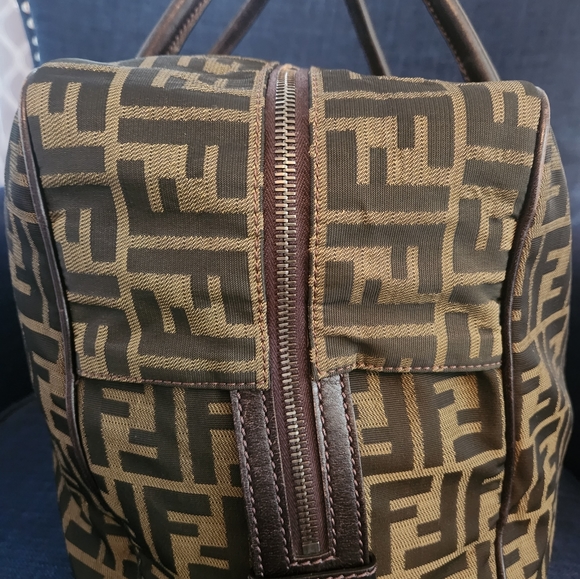 Sold-Fendi Travel Bag w/lock and key! - Picture 3 of 16